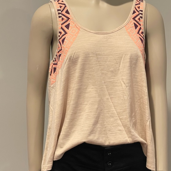 MOSSIMO SUPPLY CO. TOP - Picture 4 of 7